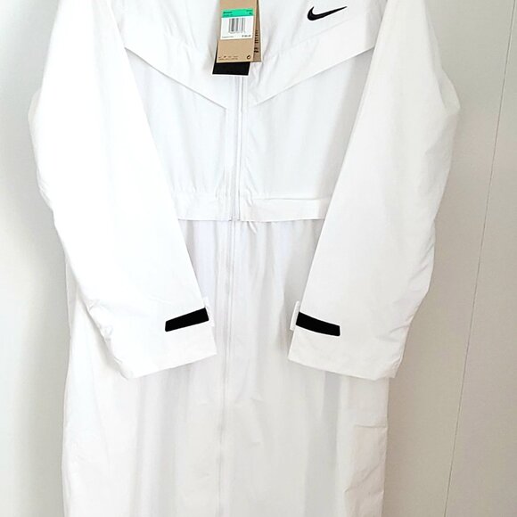Nike Serena Williams 3 in 1 Convertible Trench - Picture 5 of 8